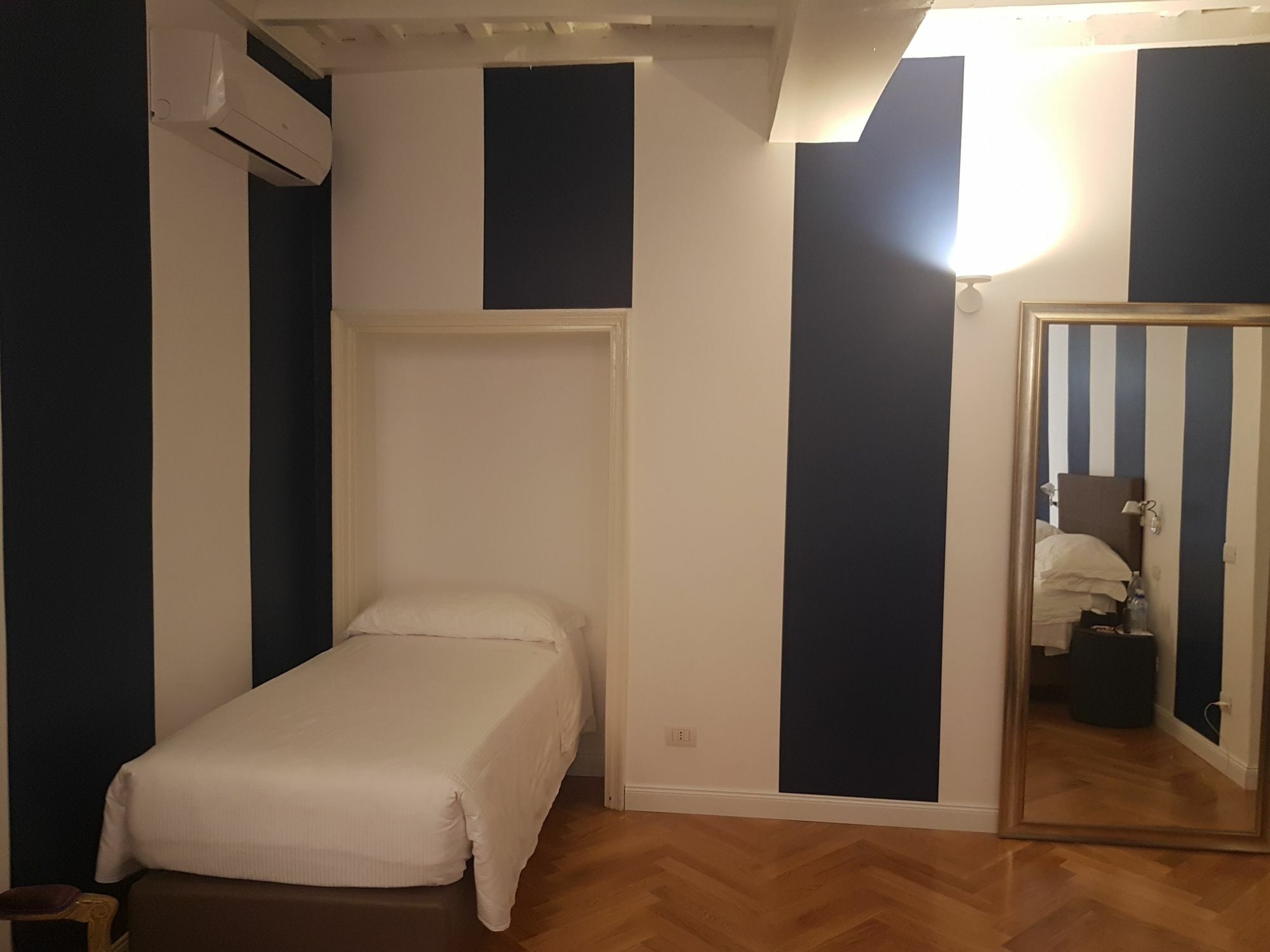 Maison Palazzo Taverna Ρώμη Εξωτερικό φωτογραφία